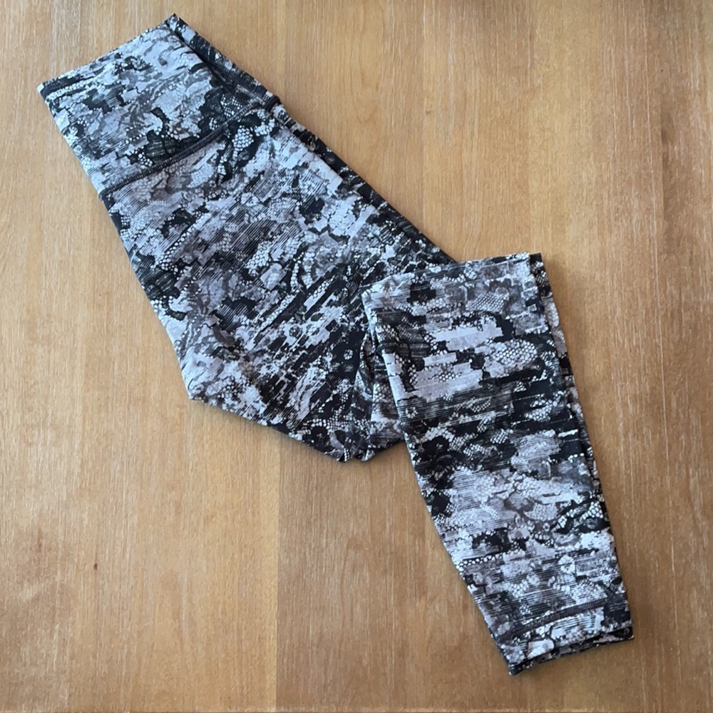 Lululemon Leggings - Size 4